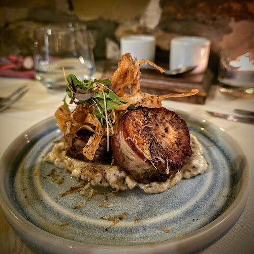 Le Caveau Restaurant