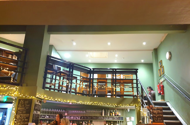 Comentarii opinii despre Two Hares