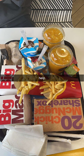 McDonald's - Hospitality and gastronomy