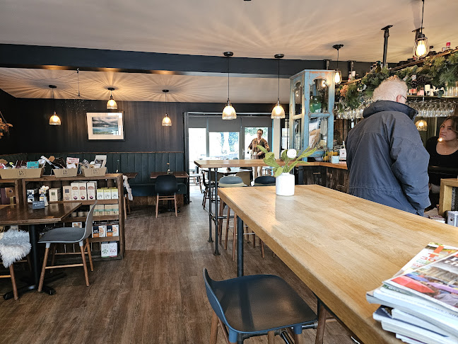 IV10 Cafe Bar Deli - Glasgow