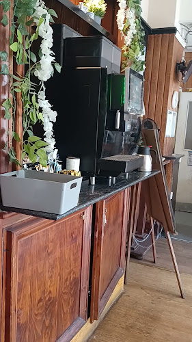 373-375 Station Rd, Harrow HA1 2AW, United Kingdom