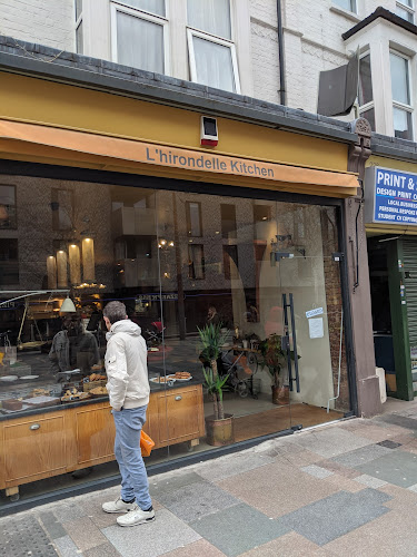 L'hirondelle Kitchen