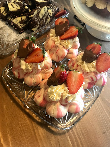 Dainty Doris Coffee Shop - Hospitality and gastronomy