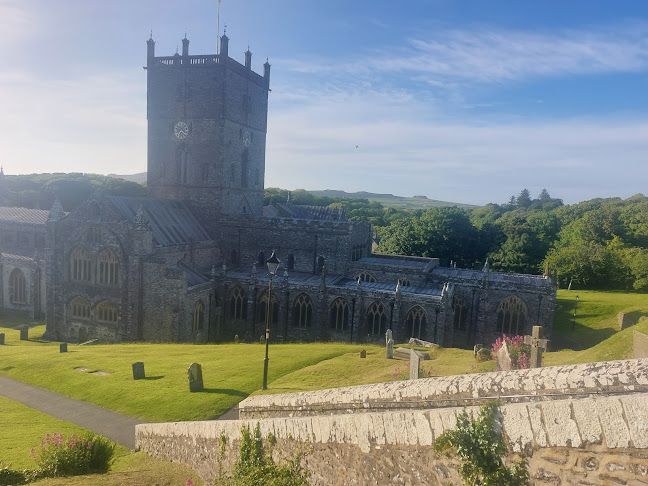 22-23 Cross Square, St Davids, Haverfordwest SA62 6SL, United Kingdom