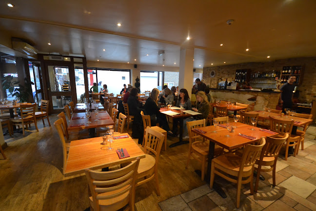 Piazza Firenze - Leatherhead - Leatherhead