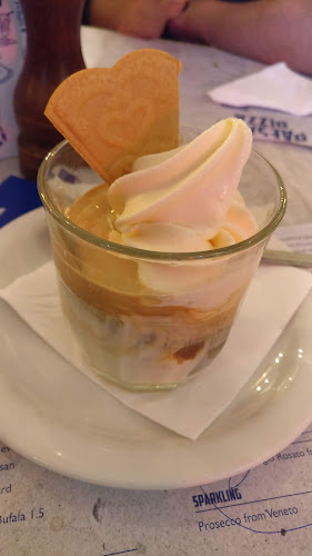 Comentarii opinii despre Paesano Pizza West End