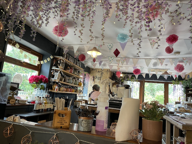 Opinii despre Dainty Doris Coffee Shop în Doncaster - Hospitality and gastronomy