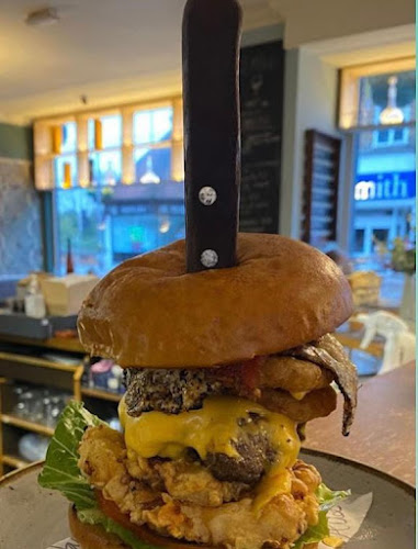 40 Packhorse Rd, Gerrards Cross SL9 8EB, United Kingdom