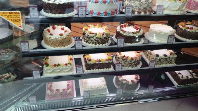 Egg Free Cake Box - Small Heath - Hospitality and gastronomy