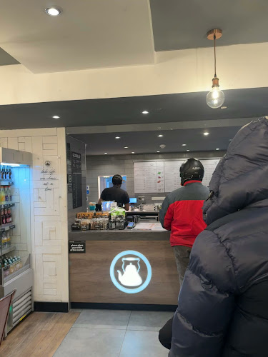 Opinii despre Dixy chicken în Ilford - Hospitality and gastronomy