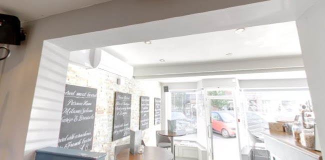 Crescent Moon Wine Bar