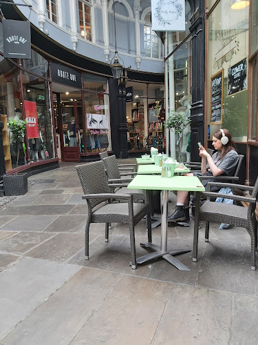 Crumbs Kitchen - Hospitality and gastronomy