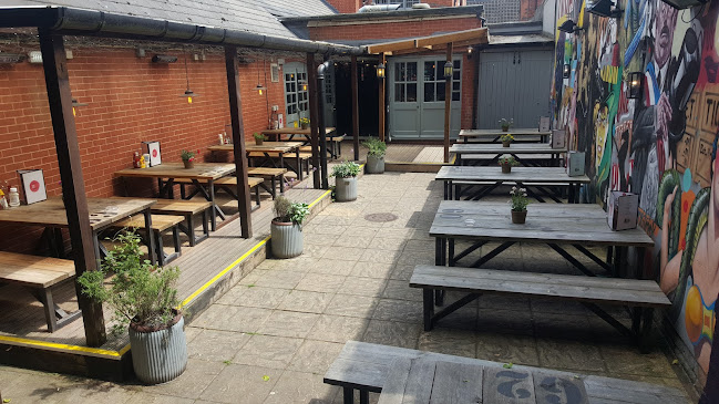 One Trick Pony Club - Hospitality and gastronomy