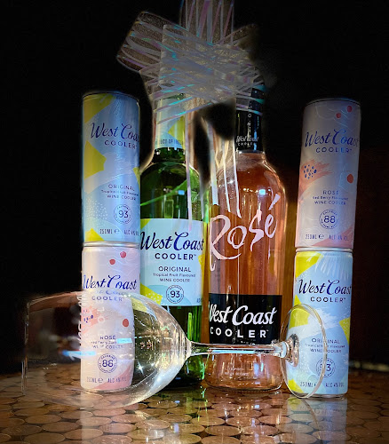 Mulhollands Bar & Off licence - Hospitality and gastronomy