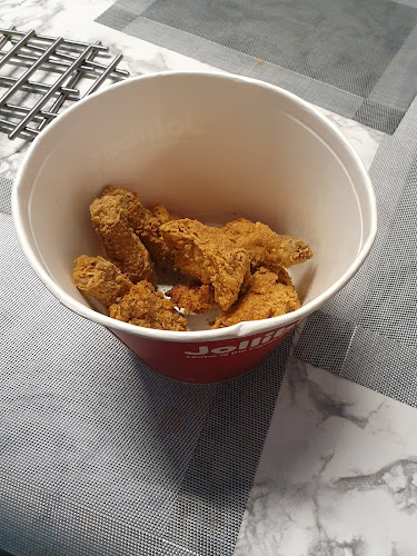 Comentarii opinii despre Jollibee Leeds