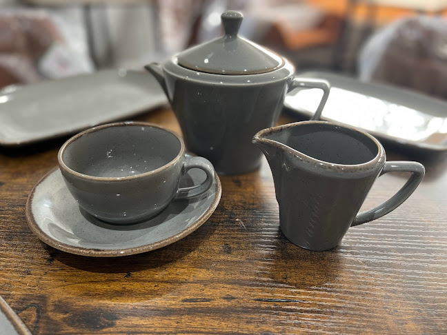 Opinii despre The Dogs Bakery & Cafe în Harrogate - Hospitality and gastronomy