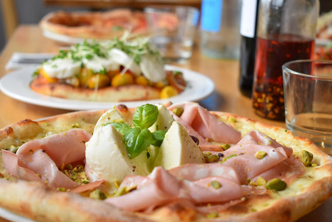 Opinii despre The Old Guinea în Potters Bar - Hospitality and gastronomy