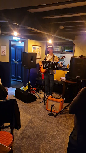 72 New Rd, Middlestown, Wakefield WF4 4NR