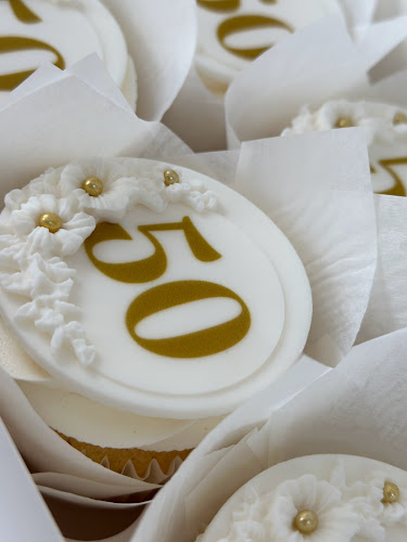 Comentarii opinii despre Luscious Lovelies Cakes