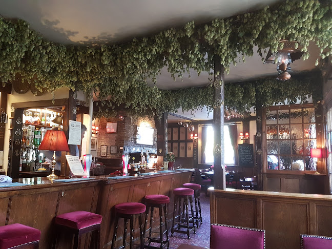 Comentarii opinii despre Kings Arms