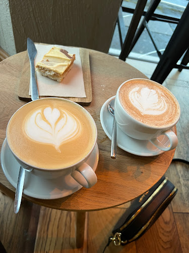 Opinii despre Grounded Espresso Bar în Newry - Hospitality and gastronomy