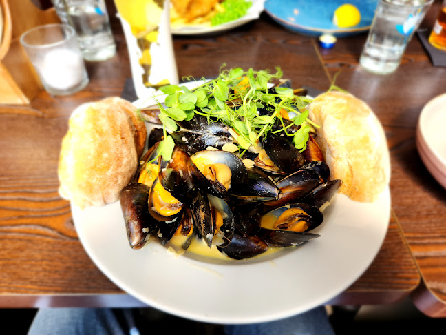 The George Bar & Grill - Hospitality and gastronomy