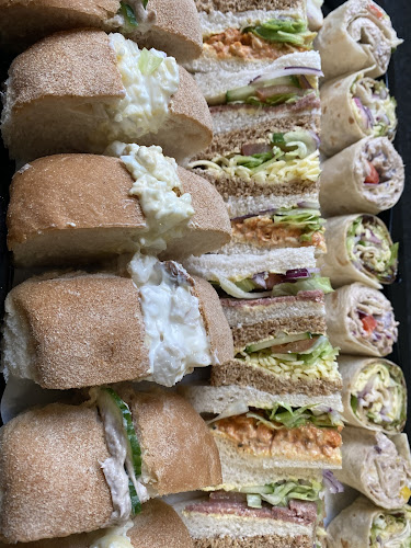 Maddys Sandwich Shop - Hospitality and gastronomy