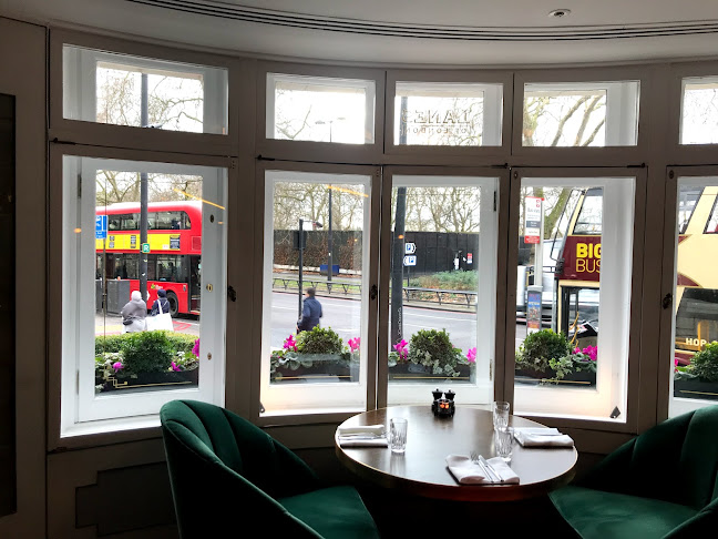 140 Park Ln, London W1K 7AA, United Kingdom