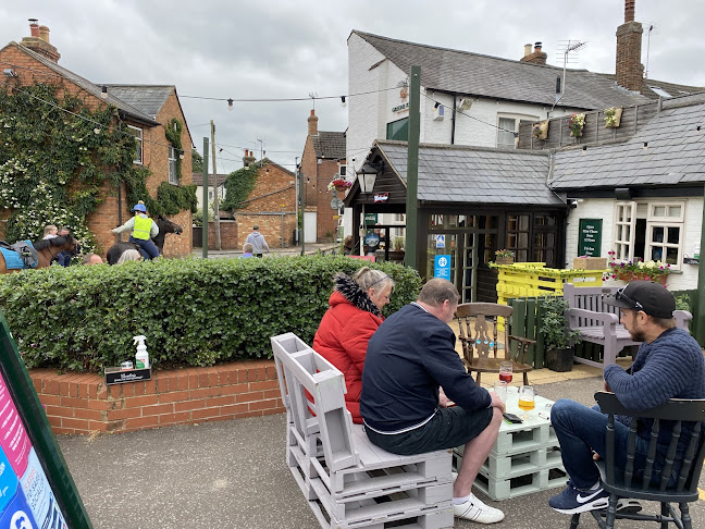 Comentarii opinii despre Ossory Arms