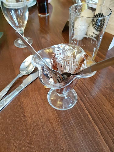 Country Cousins - Hospitality and gastronomy