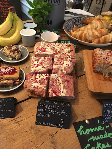 17 Regent St, Clifton, Bristol BS8 4HW, United Kingdom