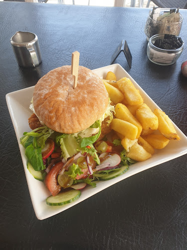 Opinii despre The Potatoé Shack în Walton on the Naze - Hospitality and gastronomy