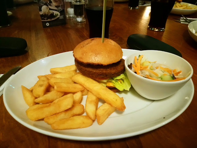 Opinii despre The Barn (Milton Keynes) Beefeater în Milton Keynes - Hospitality and gastronomy