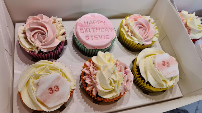 Dee'licious Desserts - Hospitality and gastronomy