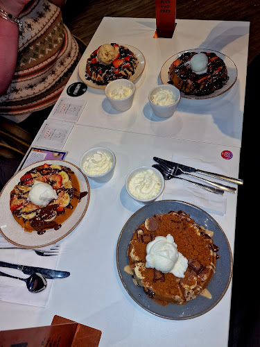 11-13 City Rd, Cardiff CF24 3BJ, United Kingdom