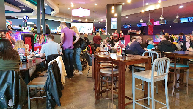 Opinii despre Creams Cafe Rochester în Rochester - Hospitality and gastronomy