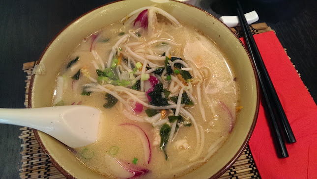 Comentarii opinii despre Bonzai Sushi & Noodle Bar