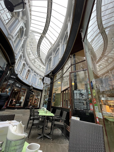 Crumbs Kitchen - Cardiff