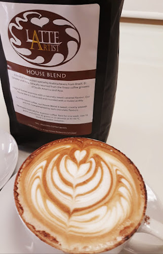 Latte Artist - Coffee Shop - Hospitality and gastronomy