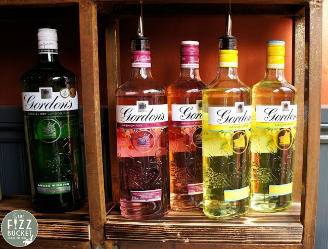 Gallery Ln, Holymoorside, Chesterfield S42 7ES, United Kingdom