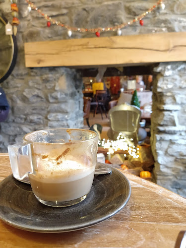 600 Clydach Rd, Ynystawe, Ynysforgan, Swansea SA6 5AY, United Kingdom