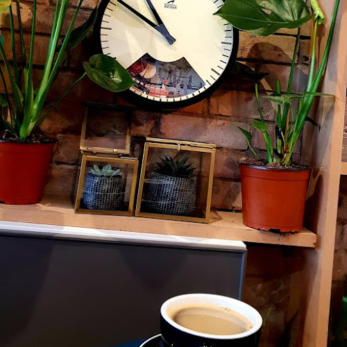 The Travel Cafe - London