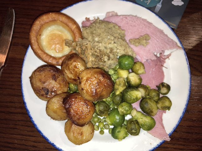 Manor Road, Hayling Island PO11 0EZ, United Kingdom