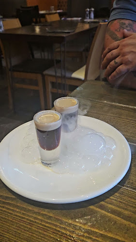 Comentarii opinii despre Aperitif restaurant