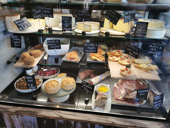 Comentarii opinii despre IV10 Cafe Bar Deli