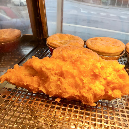 Opinii despre Redhill Fish Bar Centre în Redhill - Hospitality and gastronomy