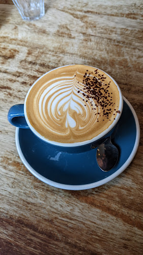 8 Warwick St, Prestwich, Manchester M25 3HN, United Kingdom