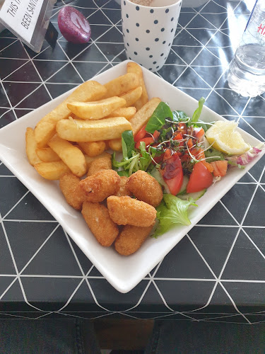 The Potatoé Shack - Walton on the Naze