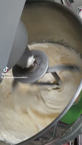 Opinii despre Cake Creations Redditch Cake Shop & Class Studio în Redditch - Hospitality and gastronomy