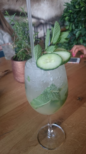 The Folly - Hospitality and gastronomy